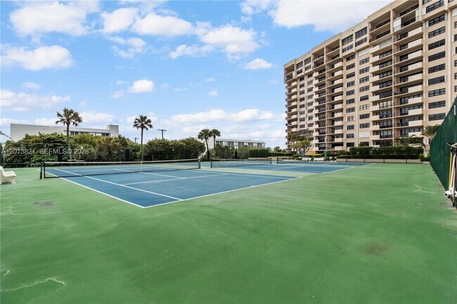 Building Photo - 4900 N Ocean Blvd