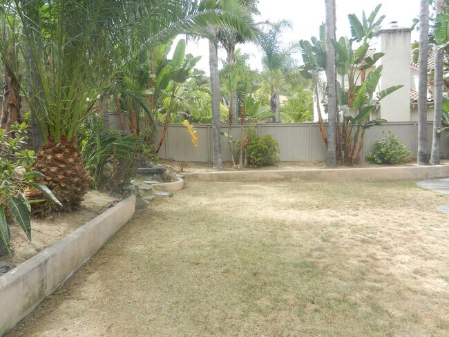Building Photo - 3211 Rancho Quartillo