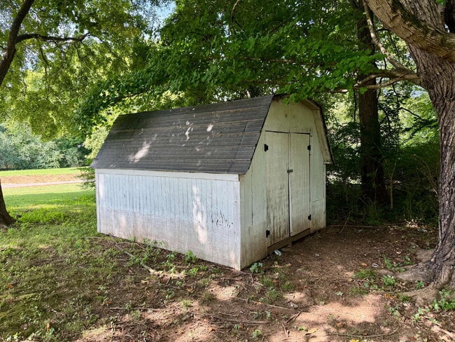 Building Photo - 2BR/1BA Home in Adairville