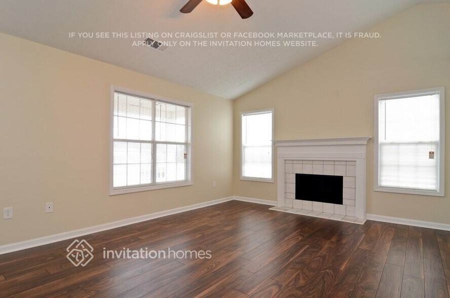 Building Photo - 295 Claremont Dr