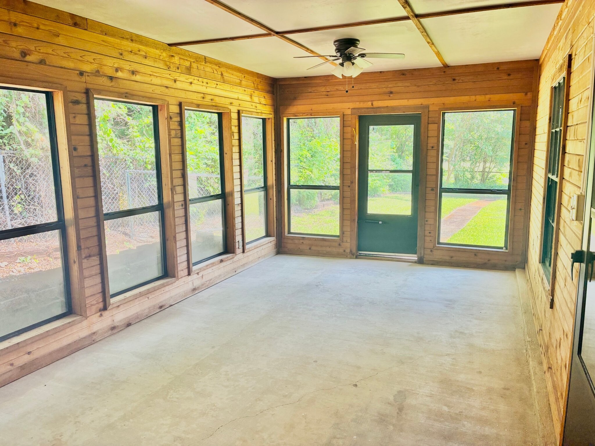 Building Photo - 4223 Skyview Ct