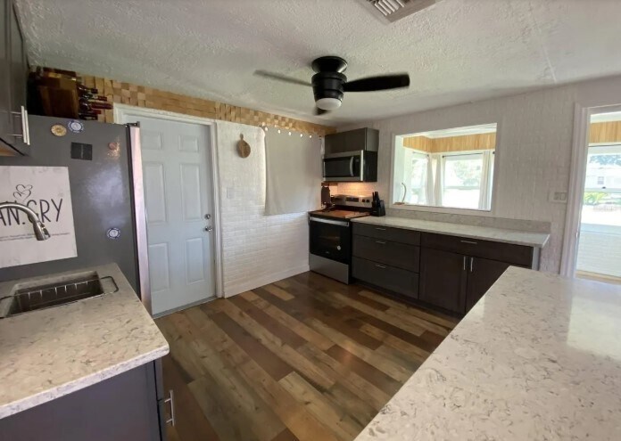 Building Photo - 3826 Rilma Ave