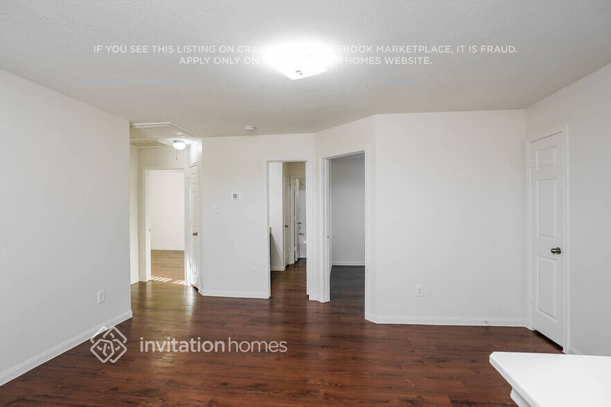 Building Photo - 16371 Royal Stone Ln