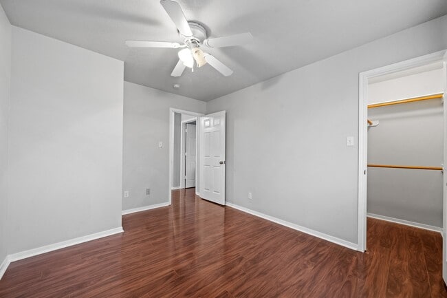 Building Photo - 3321 Sapling Oak Dr