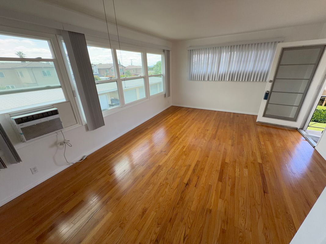 Building Photo - 5660 Noel Dr