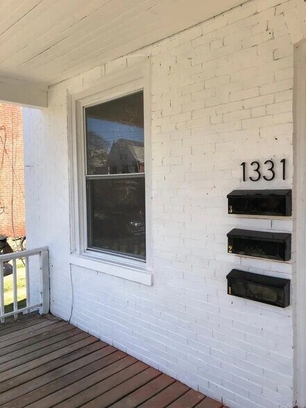 Building Photo - 1331 72nd Ave