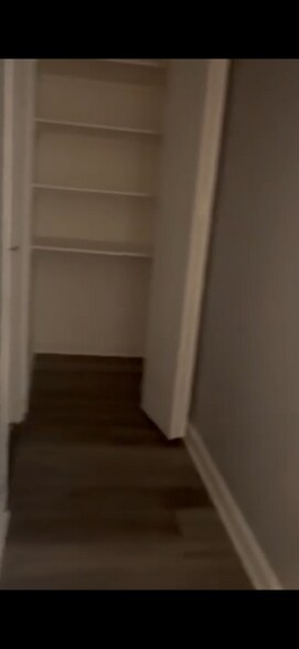 Building Photo - 601 E 32nd St