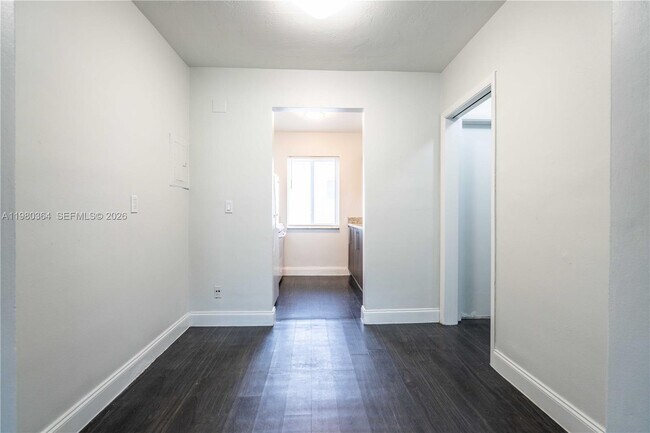 Building Photo - 7311 Byron Ave