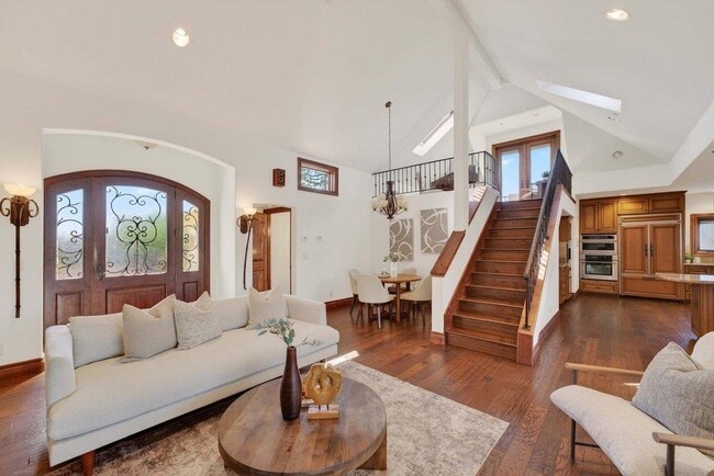 Building Photo - 41 S Circle Dr