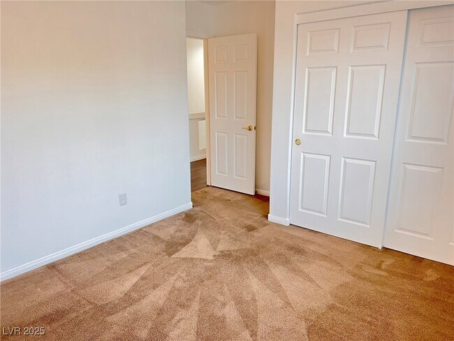 Building Photo - 810 Socorro Song Ln