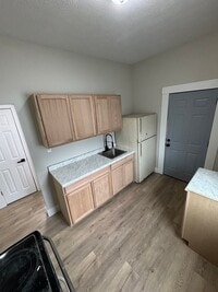 Building Photo - 1201 Shuler Ave