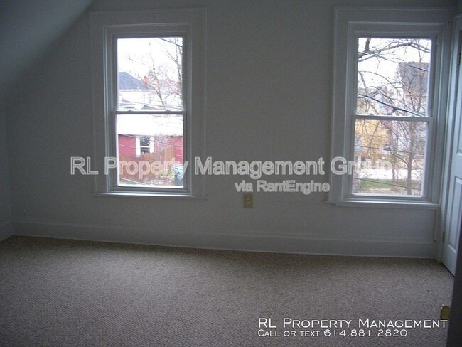 Building Photo - 2278 Indianola Ave