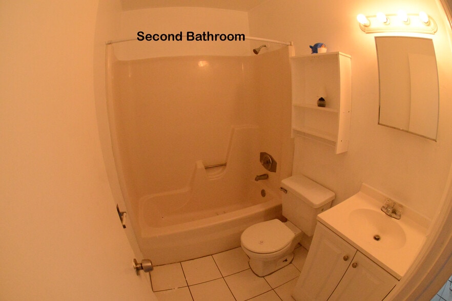 Building Photo - 303 SW 77th Ter