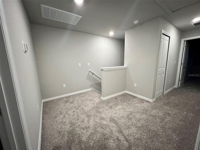 Building Photo - 7693 Imagination Pl