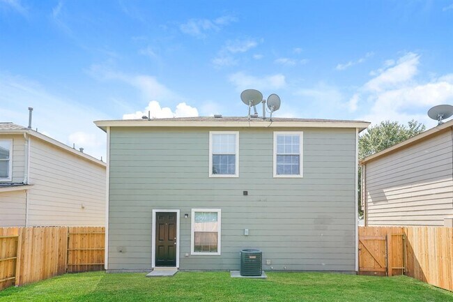 Building Photo - 343 Remington Creek Dr