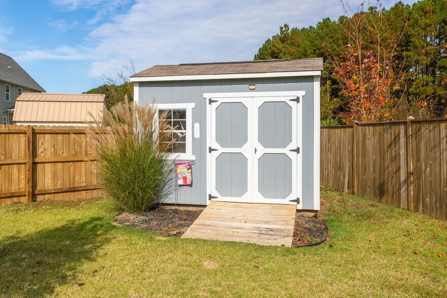 Building Photo - 115 Jonalker Ct
