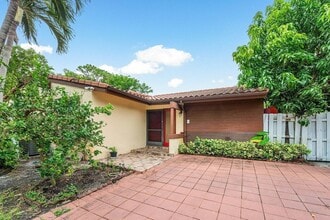 Building Photo - 2780 Norfolk Pine Ct