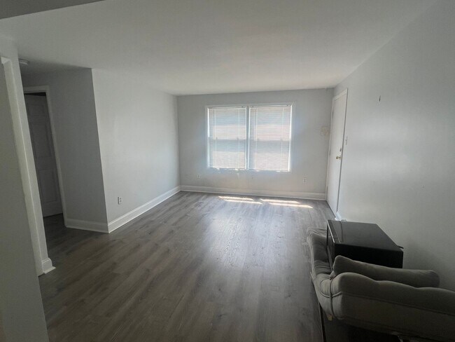 Interior Photo - Ferry Street Flats