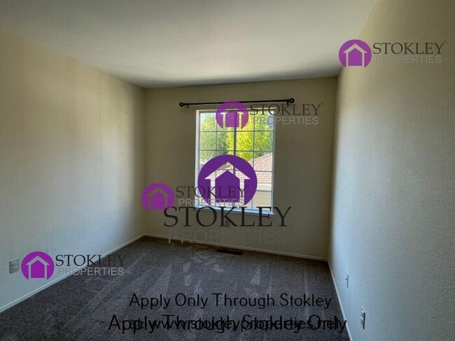 Building Photo - 5003 Hiller Ln