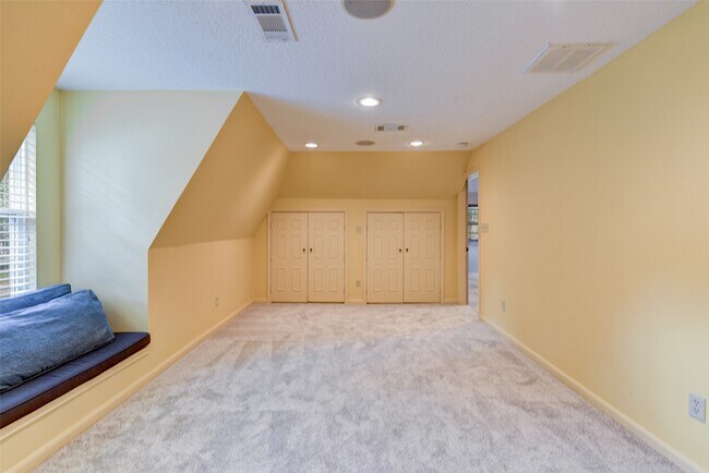 Building Photo - 5502 Fountainbridge Ln