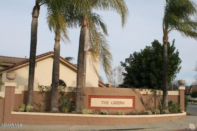 Building Photo - 536 Fairfield Rd