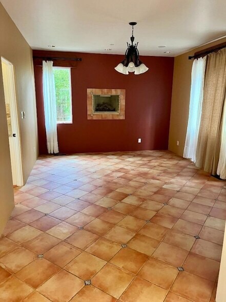 Building Photo - 445 Purisima Way