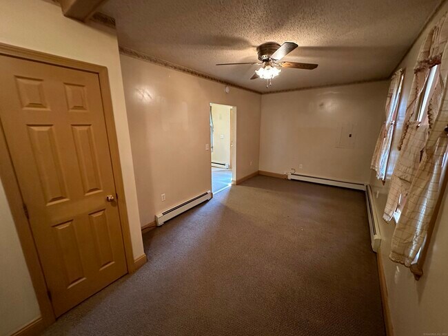 Building Photo - 36-40-40 Pleasant St