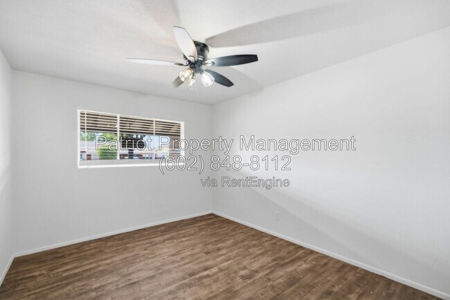 Building Photo - 4232 W Keim Dr