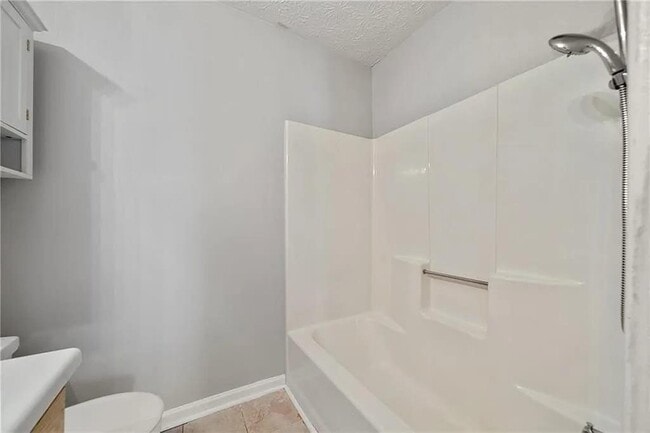 Building Photo - 2025 Brittania Cir