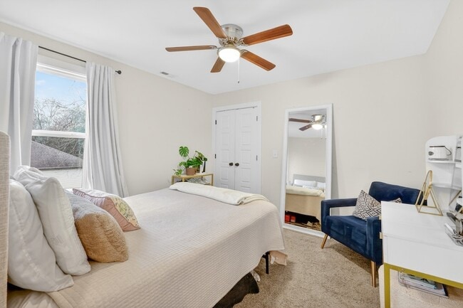 Building Photo - 4103 Main St