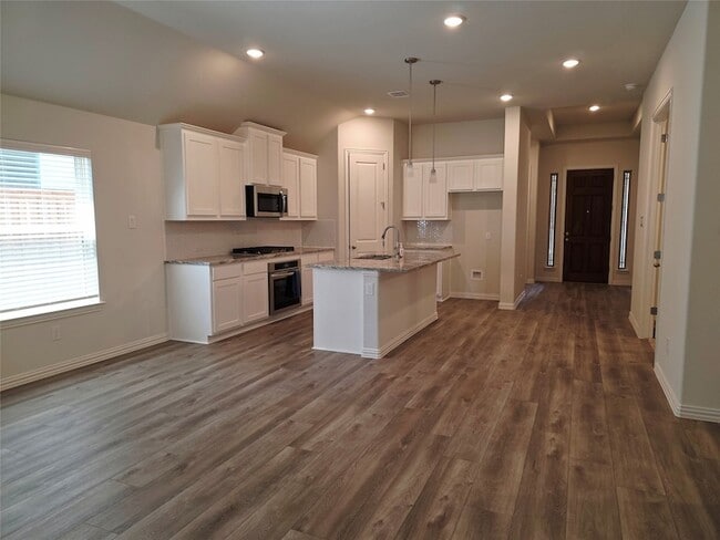 Building Photo - 2222 Vigilance Ct