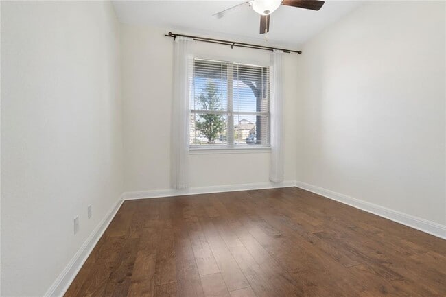 Building Photo - 1105 Malibar Ln