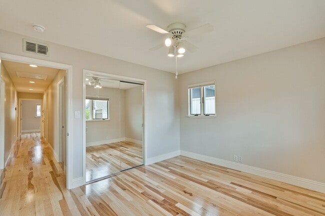 Building Photo - Fully Remodeled Single-Family Home Near Ap...