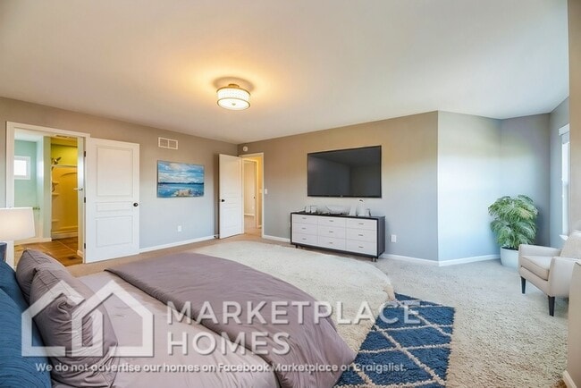 Building Photo - 2807 Bentwood Dr