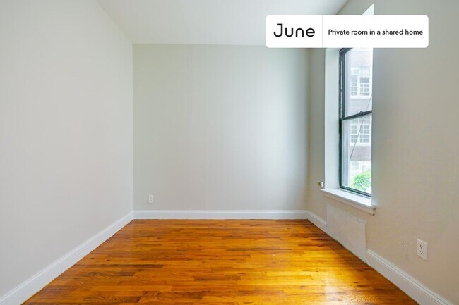 Building Photo - Room in Shared 2 bed/1 bath home