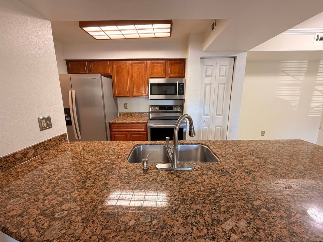 Building Photo - 3020 Parkway Blvd