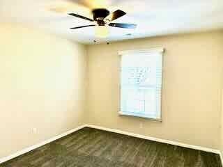 Building Photo - Four Bedroom Two Bath Home In the Prime of Chesterfield