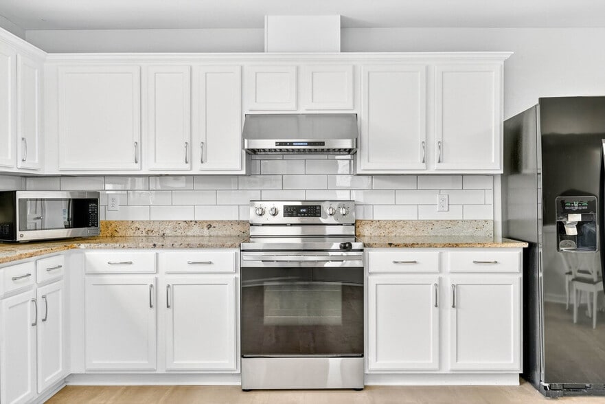 Building Photo - 12114 Brushfield Ln