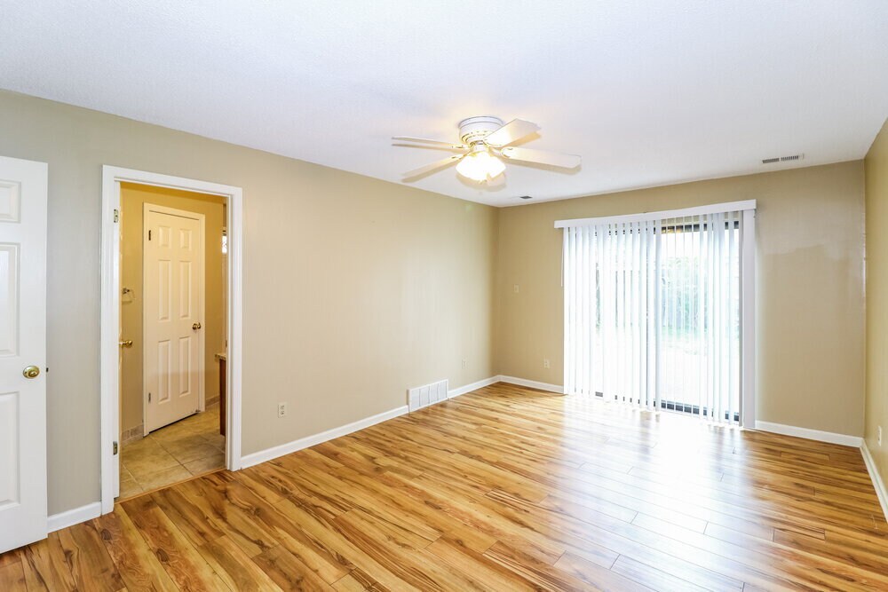Building Photo - 1611 Oaken Bucket Dr