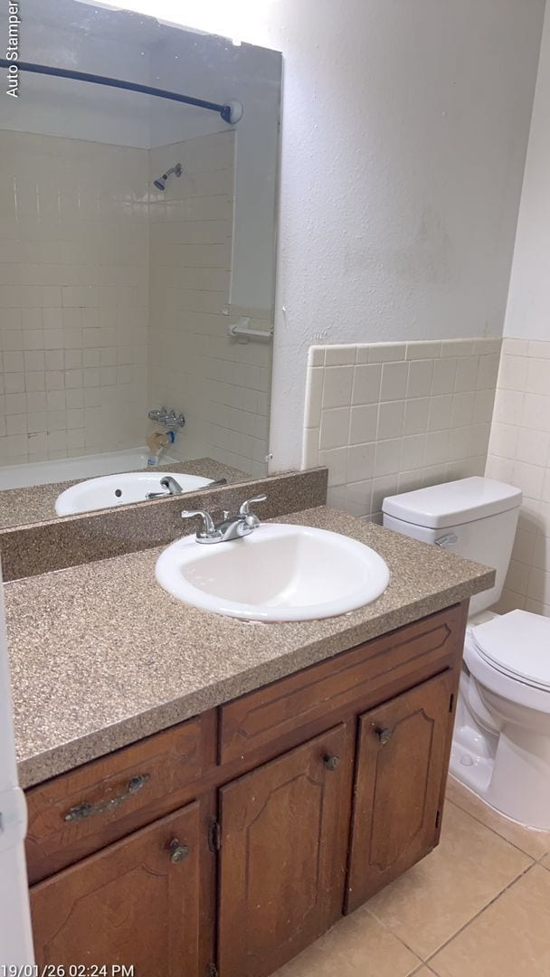 Building Photo - 905 Rose St