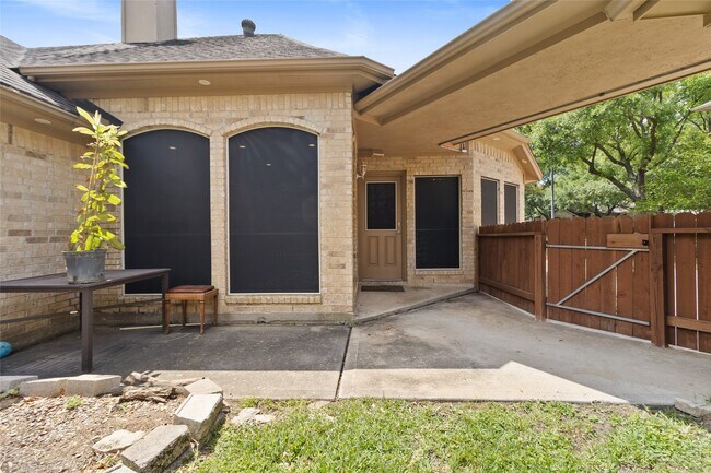 Building Photo - 17526 Golden Glade Ln