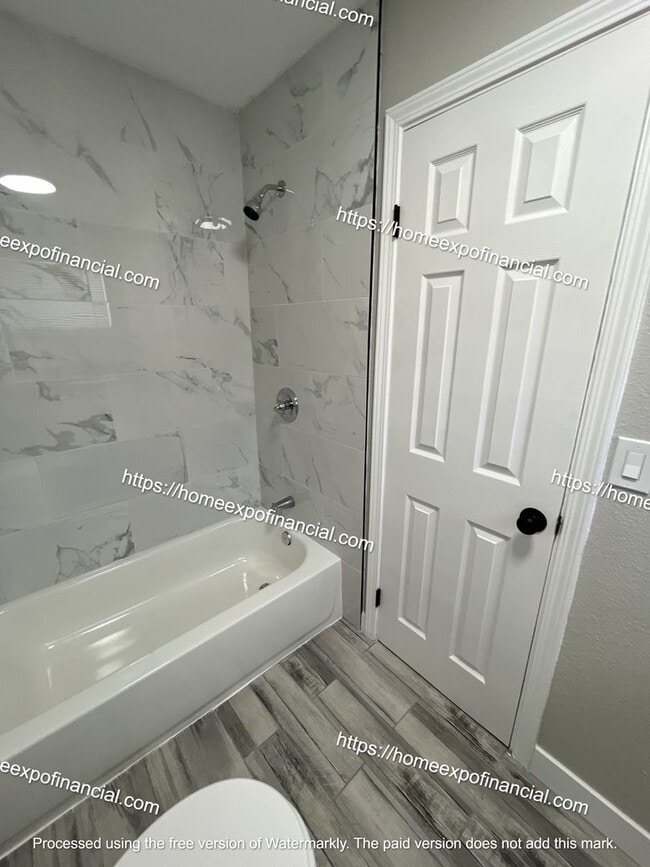 Building Photo - Nice Home For Rent