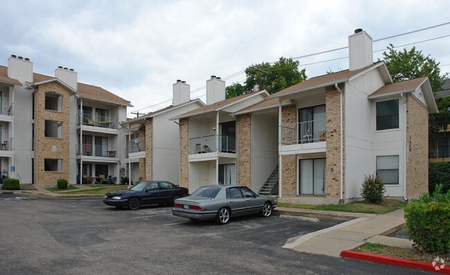 Building Photo - Meadow Glen Apartments
