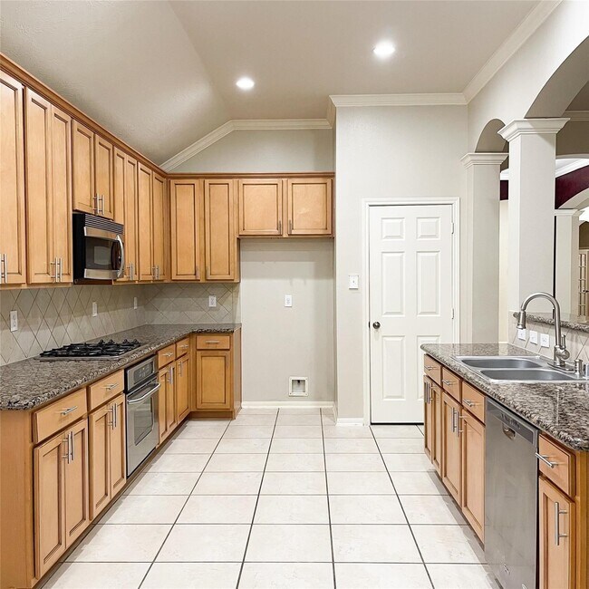 Building Photo - 2606 Sun Flare Ln