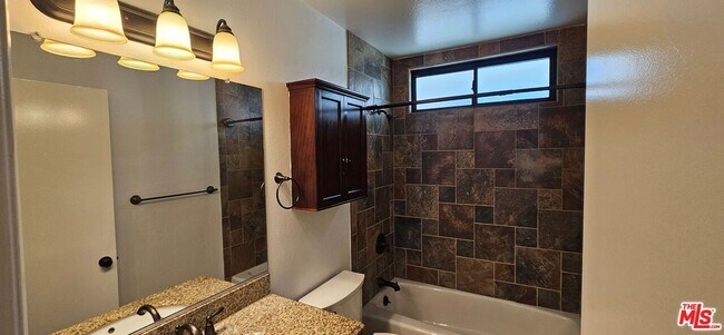 Building Photo - 2349 S Bentley Ave