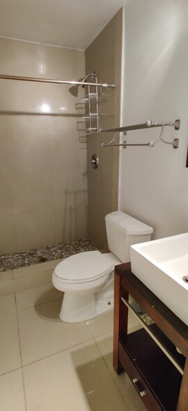 private bathroom one - 1511 NE 160th St