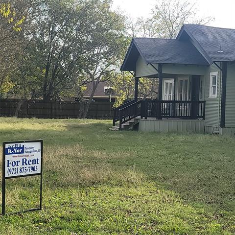 Building Photo - 410 SW 3rd St