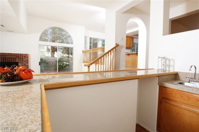 Building Photo - 2830 Via Stella St