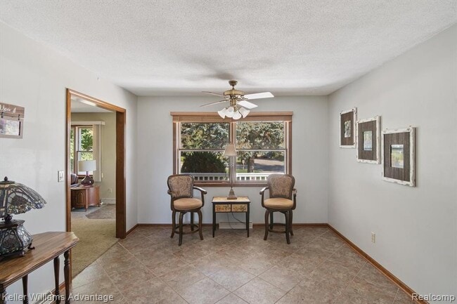 Building Photo - 245 Lynbrook Dr