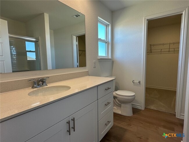 Building Photo - 945 Heartseed Ave